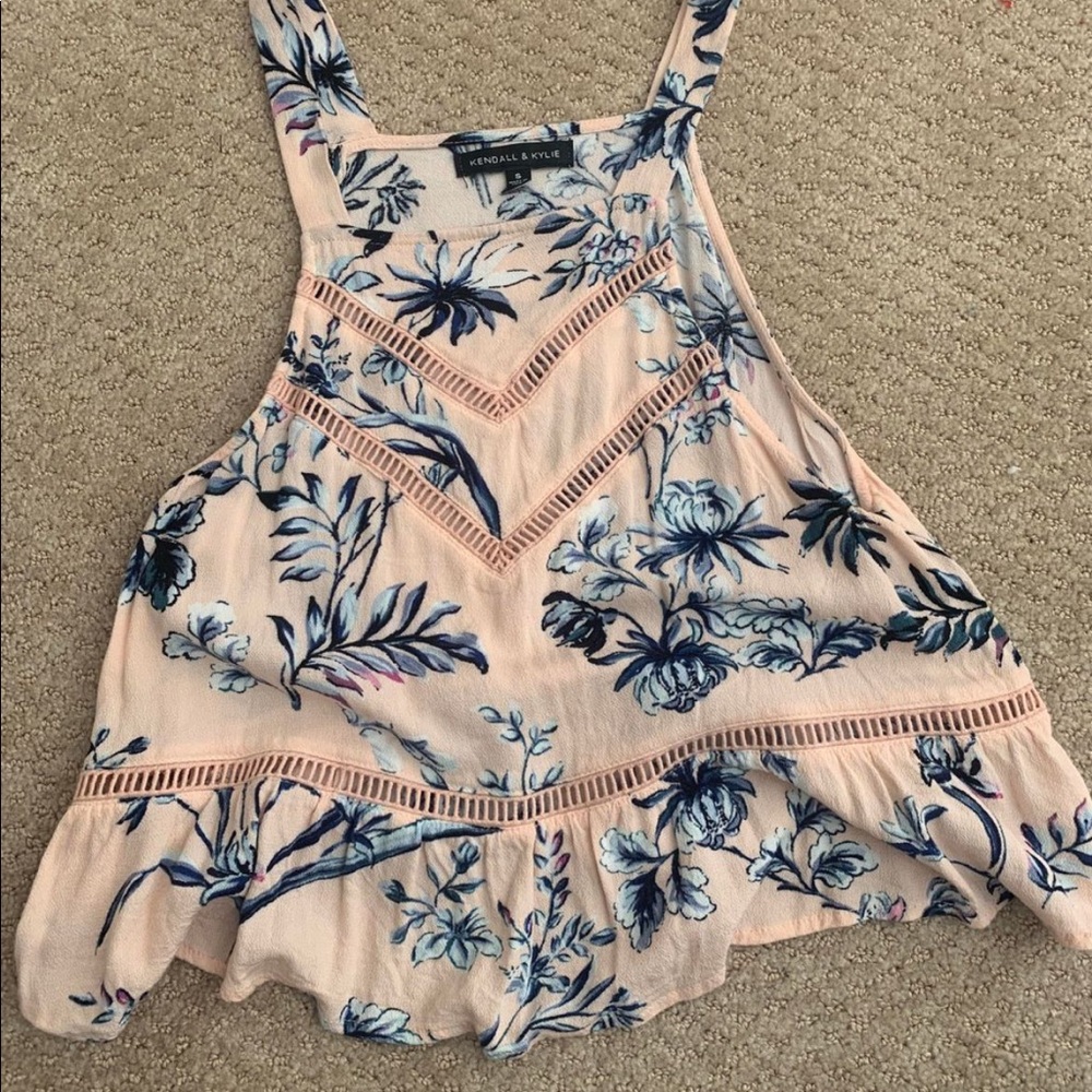 Kendall & Kylie flowered crop top